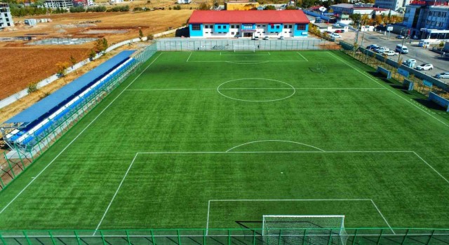 Karakoçanda spor tesisleri yenilendi