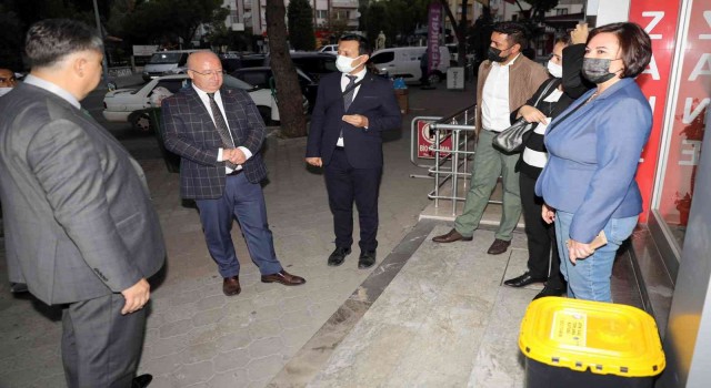 Menteşe Belediyesinden Eczanelere atık ilaç kutusu