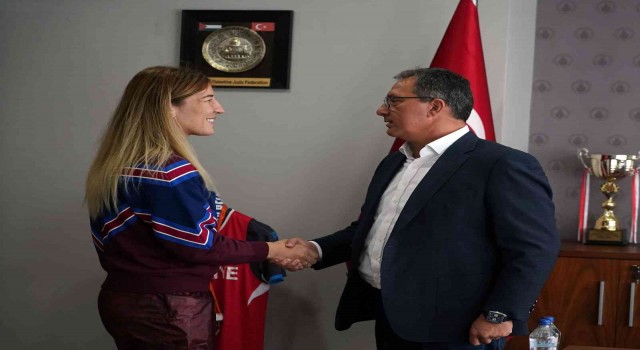 (Özel haber) Yasemin Adar: Şimdiki hedefim 2024 Paris Olimpiyatlarında altın madalya almak