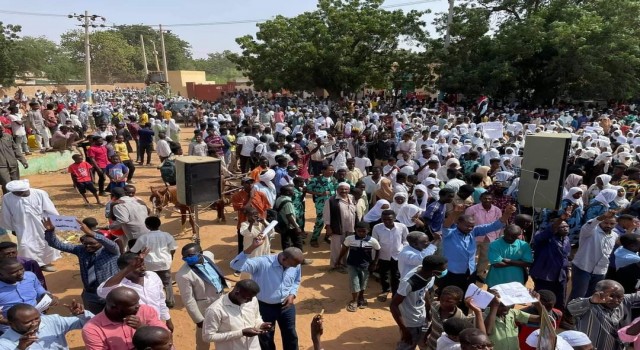Sudanda hükümet karşıtı protestoya güvenlik güçlerinden sert müdahale: 23 yaralı