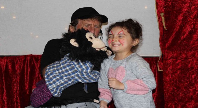 Tarzanın Çitası Sarı Bıyıkın karnından konuşuyor