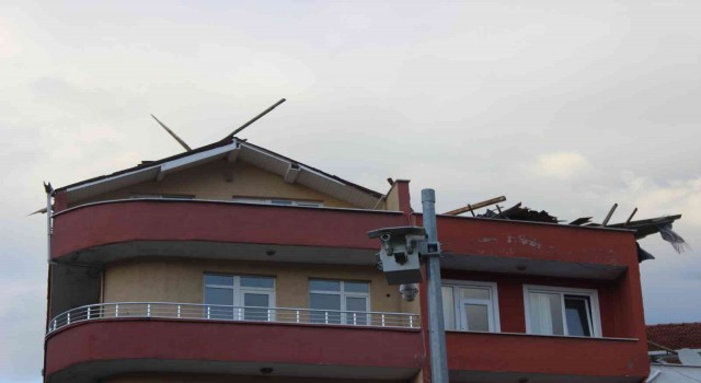Sinopta fırtına kabusu: Öğrenciler ölümden döndü