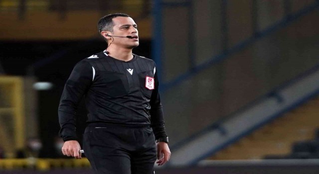 Sivasspor - Hatayspor maçının VARı Alper Ulusoy