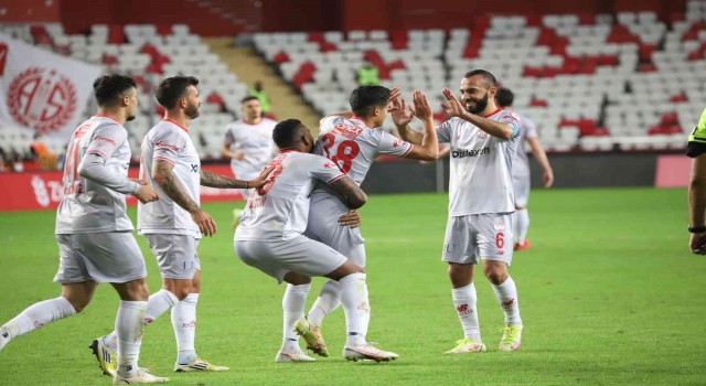 Ziraat Türkiye Kupası: FT Antalyaspor: 4 - Amed Sportif Faaliyetler: 0