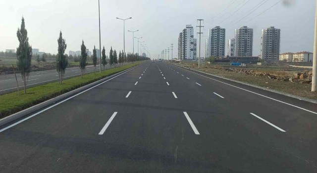 Diyarbakırda trafik güvenliği için bin 338 kilometre yol çizgisi yapıldı