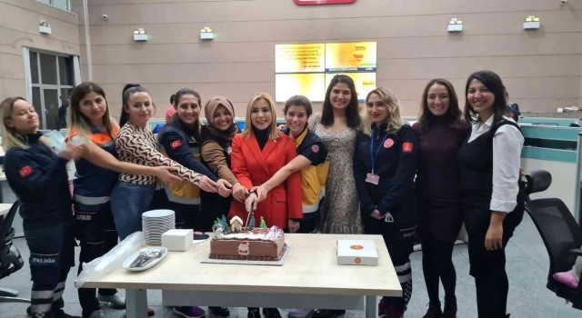 Ak Parti Muğla Milletvekili Gökcan, yeni yıla 112 Acil Çağrı Merkezinde girdi