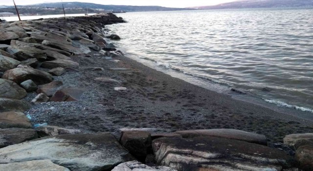 Bandırmada deniz çekilmesi üç gündür devam ediyor