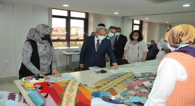 Başkan Akkaya Akşehir KOMEKi ziyaret etti