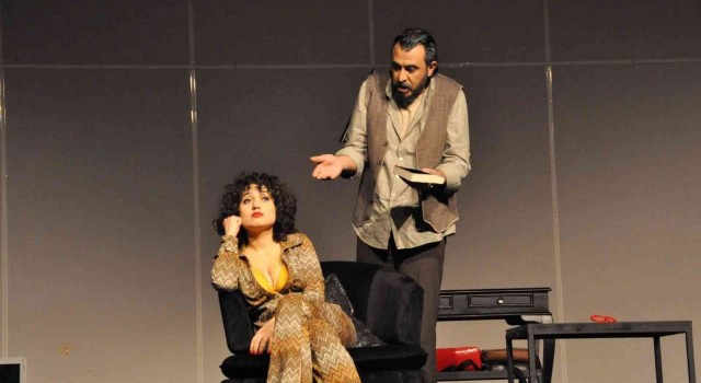 Büyükşehir Belediyesi Şehir Tiyatrosu, ‘Matruşkayı Kıbrıslılar için sahneledi