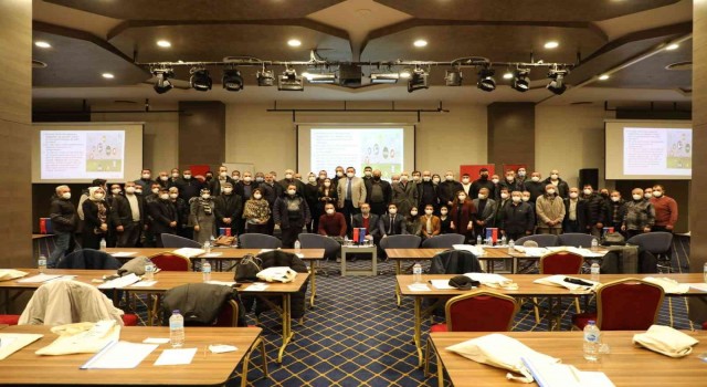 Eskişehirde çiftlik yönetimi eğitimi verildi