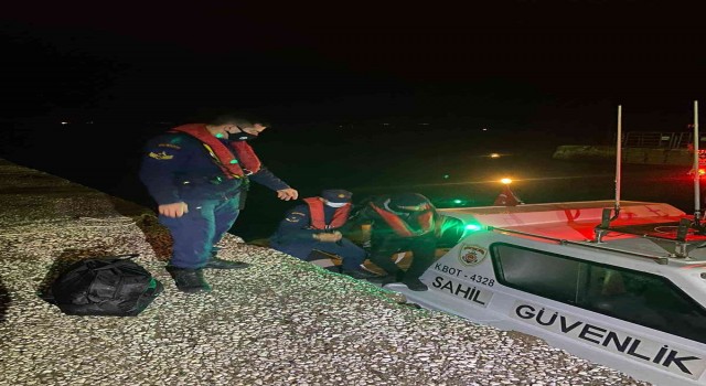 Feribotu kaçıran Alicanı adaya Sahil Güvenlik ulaştırdı