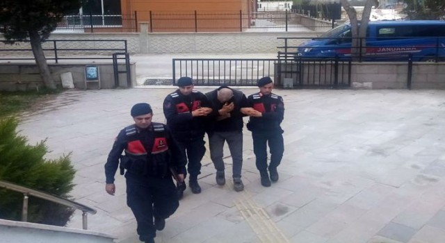 4 köye bağlantı kuran köprünün demirlerini çalan hırsız tutuklandı
