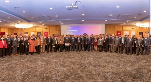 40 bin öğrencinin ziyaret ettiği Batı Karadeniz Kariyer Fuarında ÇAKÜye büyük ilgi