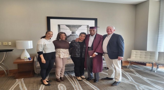 ABDli adam 101 yaşında lise diploması aldı