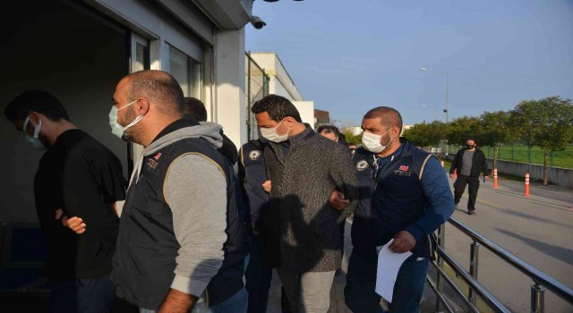 Adanada FETÖ operasyonu: 15 gözaltı kararı