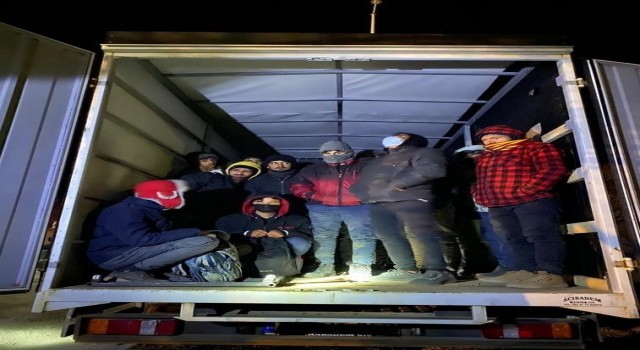 Ağrıda 55 Afganistan uyruklu göçmen yakalandı