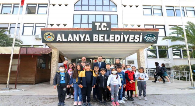 Alanya Belediyesi minik öğrencileri ağırladı