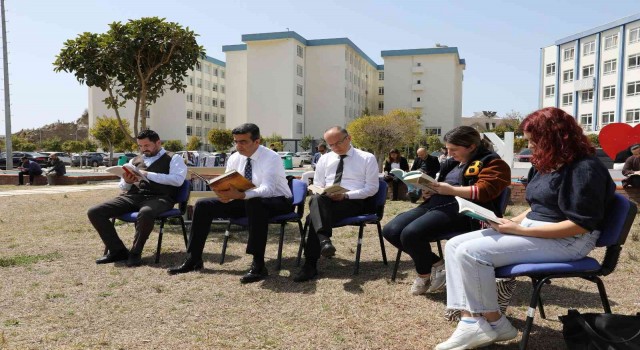 ALKÜde kitap okuma etkinliği