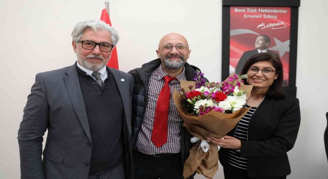 ALKÜnün iki fakültesinde bayrak değişimi