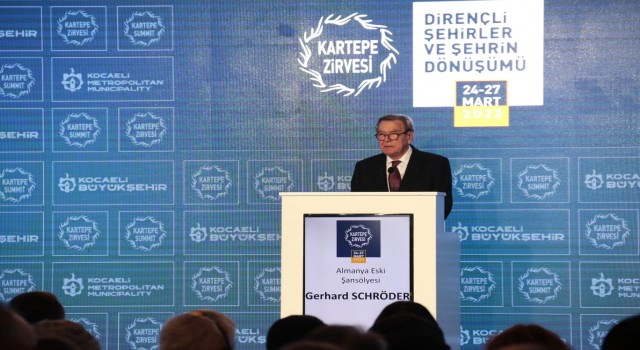 Almanyanın eski Şansölyesi Schröder: (Rusya-Ukrayna savaşı) Cumhurbaşkanı Erdoğanın çabaları çok kıymetli