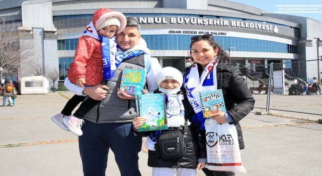 Anadolu Efesten Bir kitap da sen getir projesi