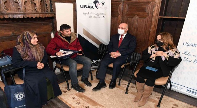 Anne-Baba Üniversitesi eğitimlerine başlıyor