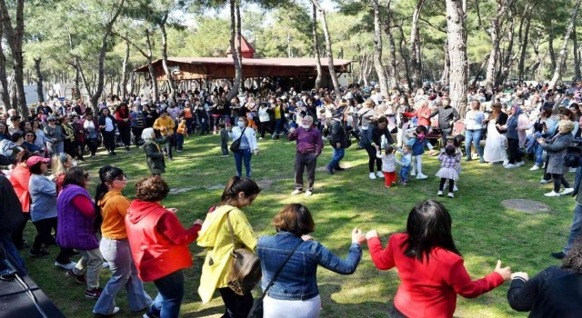 Antalyalılar HayatParkta bahara ‘merhaba dedi