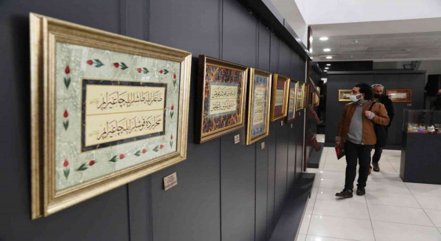 “Aşk Boyadı Beni Kane” Ebru sergisi sanatseverlerle buluştu