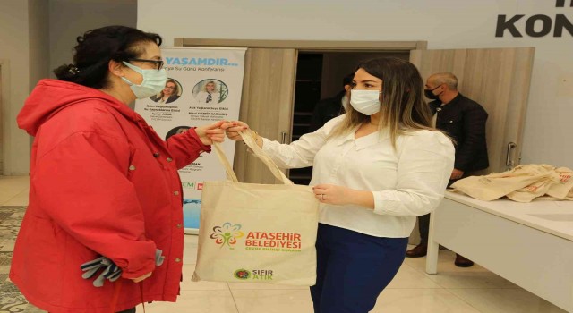 Ataşehirde “Su Yaşamdır” konferansında su sorununa dikkat çekildi
