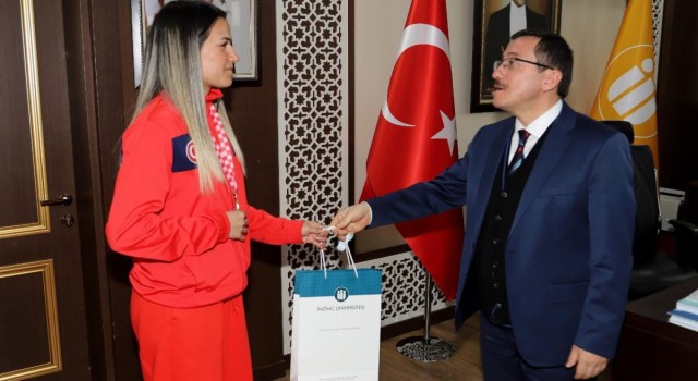Avrupa Şampiyonuna hediye