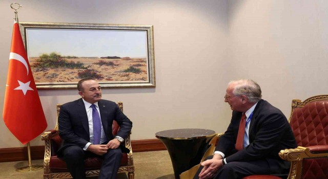 Bakan Çavuşoğlundan Dohada yoğun diplomasi trafiği