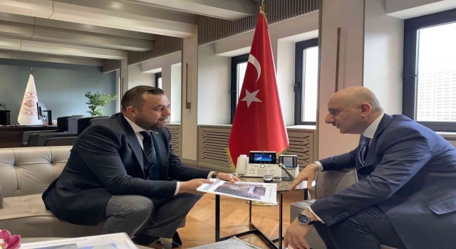 Bakan Karaismailoğluna Seferihisara özel videolu sunum