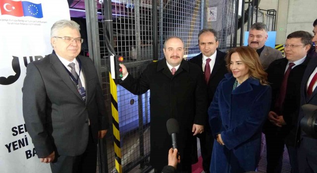 Bakan Varank, Türkiyenin en modern deri işleme tesisini hizmete açtı