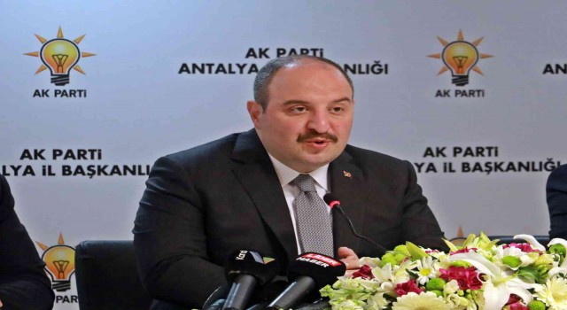 Bakan Varank: Ukrayna ve Rusyadan farklı firmalar, ‘Teknolojilerimizi Türkiyede geliştirebilir miyiz diye arayış içerisindeler