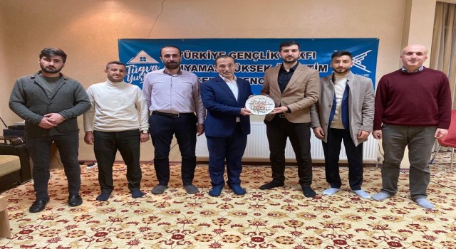 Başkan Dağtekin TÜGVAda gençlerle buluştu