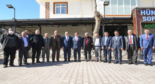 Başkan Gürkan, nakliyeciler sitesini ziyaret etti