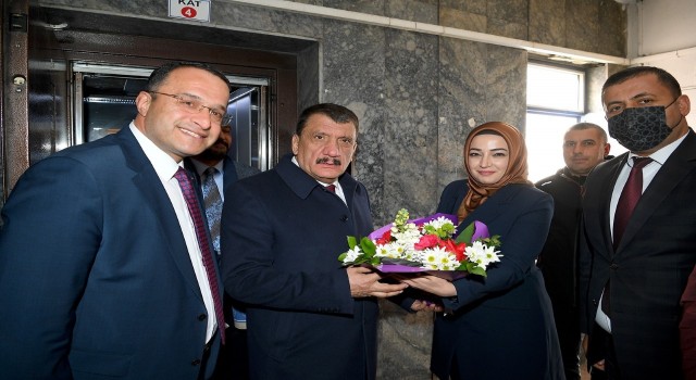 Başkan Gürkandan hayırlı olsun ziyareti