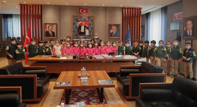 Başkan Işıkı soru yağmuruna tuttular