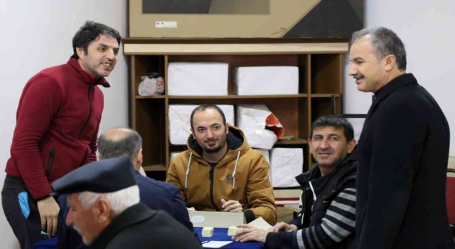 Başkan Kılınçtan, Karapınar Mahallesi esnafına ziyaret