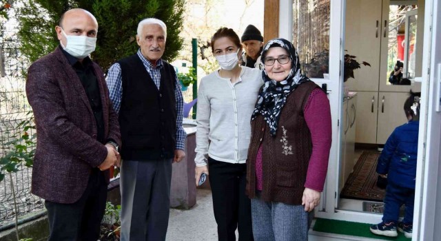 Başkan Oral: Yaşlılarımız, dün ile bugün arasında köprüdür