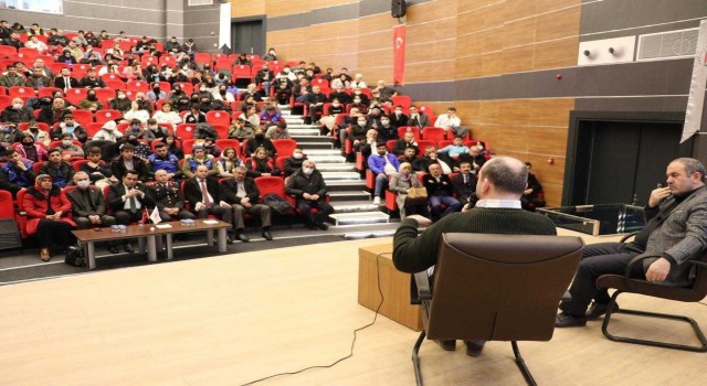 Başkan Öztürk “Akifi anlamak, Çanakkaleyi yaşamaktır”