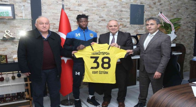 Başkan Öztürk: Sporun ve sporcunun her zaman yanındayız