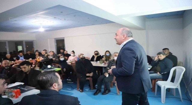 Başkan Türkyılmaz halk toplantılarında projelerini anlatıyor