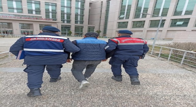Batmanda birçok suçtan araması bulunan 7 şüpheli tutuklandı