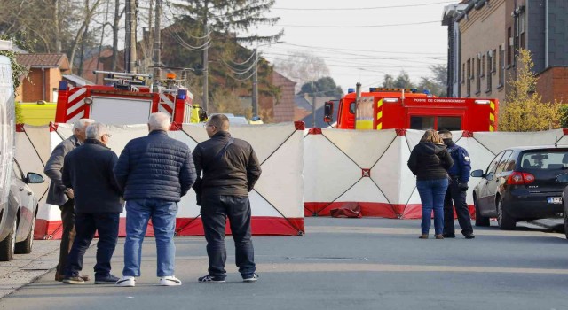 Belçikada araç karnaval alanına daldı: 6 ölü, 70 yaralı