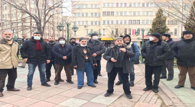 Belediyenin yaptığı zamları protesto ettiler