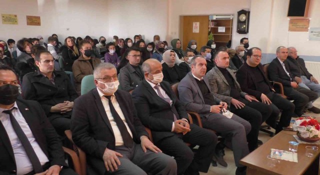 Beyşehirde kütüphaneden en çok faydalananlara ödül