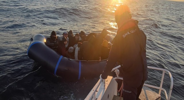 Bodrumda 35 düzensiz göçmen kurtarıldı