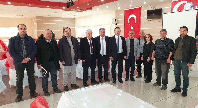 Bozdoğanlı çiftçilere modern seracılık anlatıldı