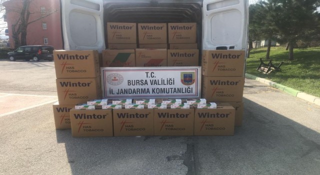 Bursada 1,5 milyon liralık kaçak sigara ele geçirildi